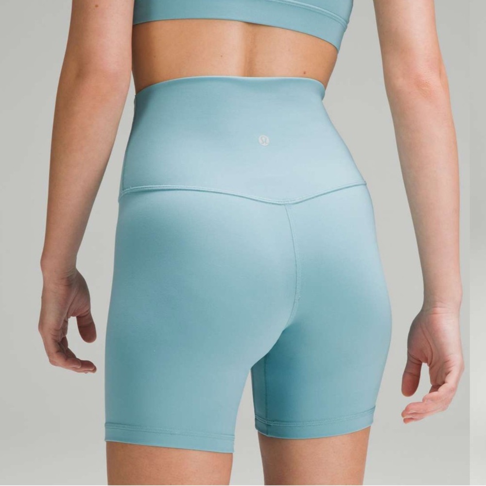 Lululemon Align High Rise Short 6” Size 4 NWT